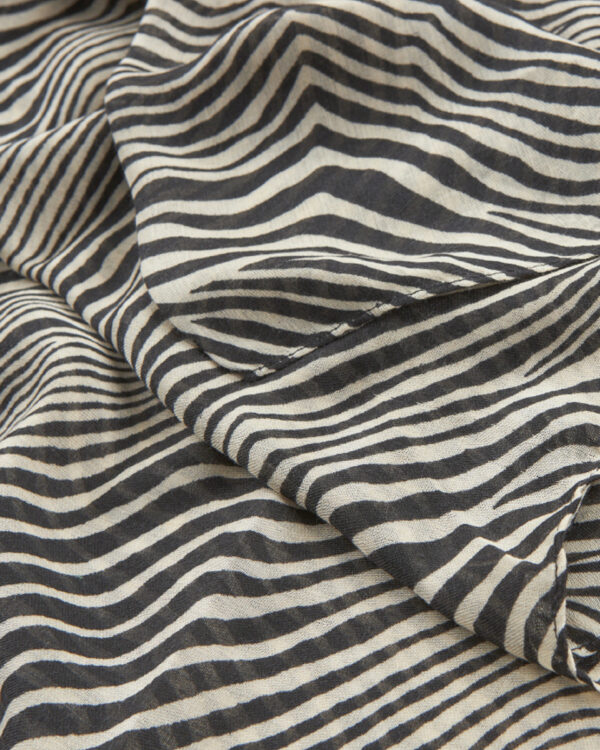 VERDE ΓΥΝΑΙΚΕΙΑ ΕΣΑΡΠΑ 03-0002529 ANIMAL PRINT ΜΠΕΖ Αξεσουάρ Μόδας 24