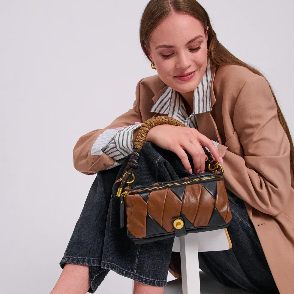 LE PANDORINE ΤΣΑΝΤΑΚΙ ΧΙΑΣΤΙ/ΩΜΟΥ PF2518B12 ΕΚΡΟΥ/ΛΑΔΙ 20 LE PANDORINE ΤΣΑΝΤΑΚΙ ΧΙΑΣΤΙ/ΩΜΟΥ PF2518B12 ΕΚΡΟΥ/ΛΑΔΙ Βραδινό 20