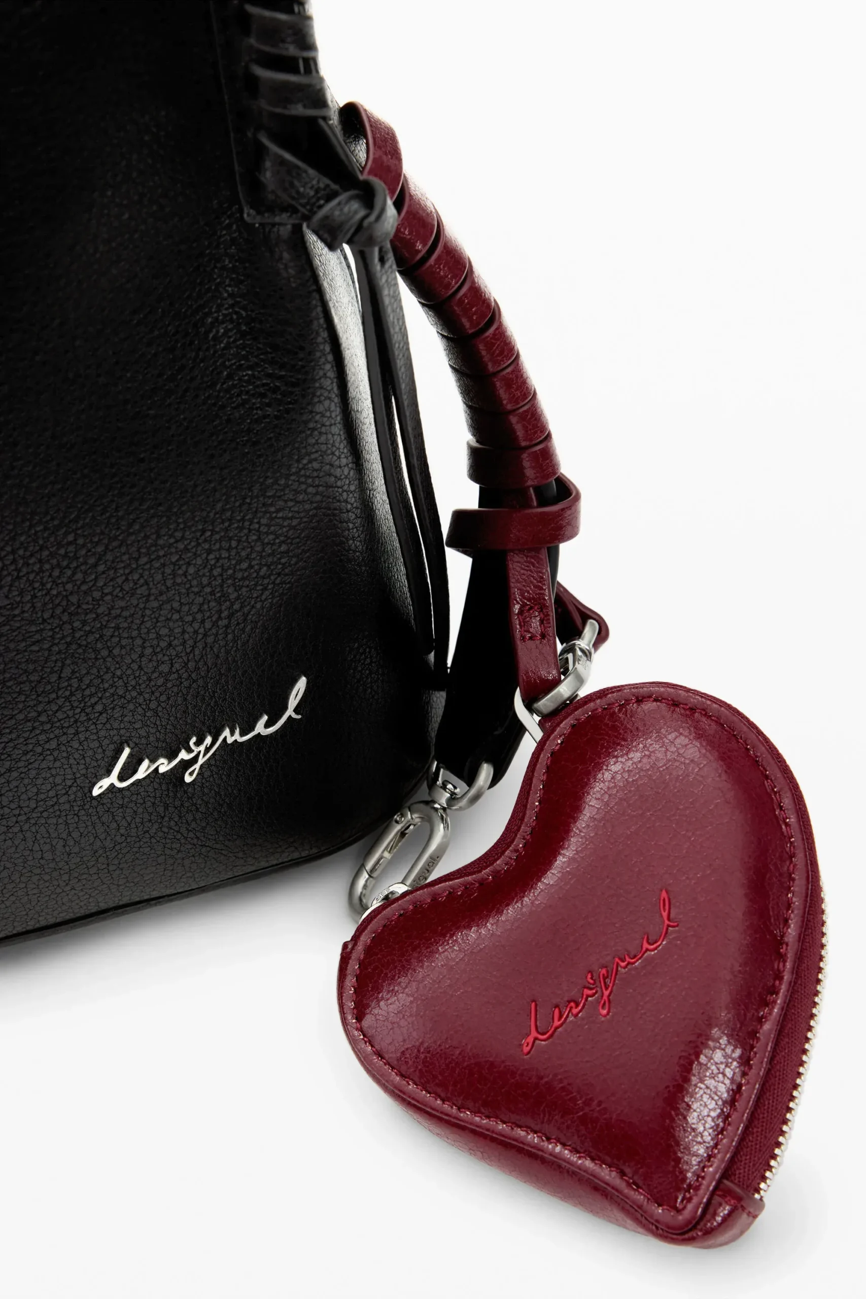 DESIGUAL ΣΑΚΙΔΙΟ ΠΛΑΤΗΣ 26SAKP21 ΜΑΥΡΟ 7 DESIGUAL ΣΑΚΙΔΙΟ ΠΛΑΤΗΣ 26SAKP21 ΜΑΥΡΟ Γυναικείες τσάντες 7