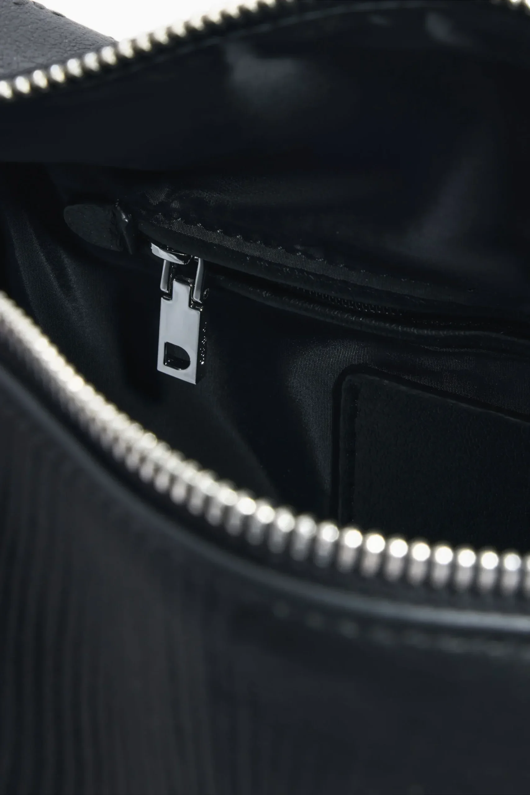 DESIGUAL ΤΣΑΝΤΑ ΩΜΟΥ/ΧΙΑΣΤΙ 26SAXPAP/2000 ΜΑΥΡΗ 8 DESIGUAL ΤΣΑΝΤΑ ΩΜΟΥ/ΧΙΑΣΤΙ 26SAXPAP/2000 ΜΑΥΡΗ Γυναικείες τσάντες 8