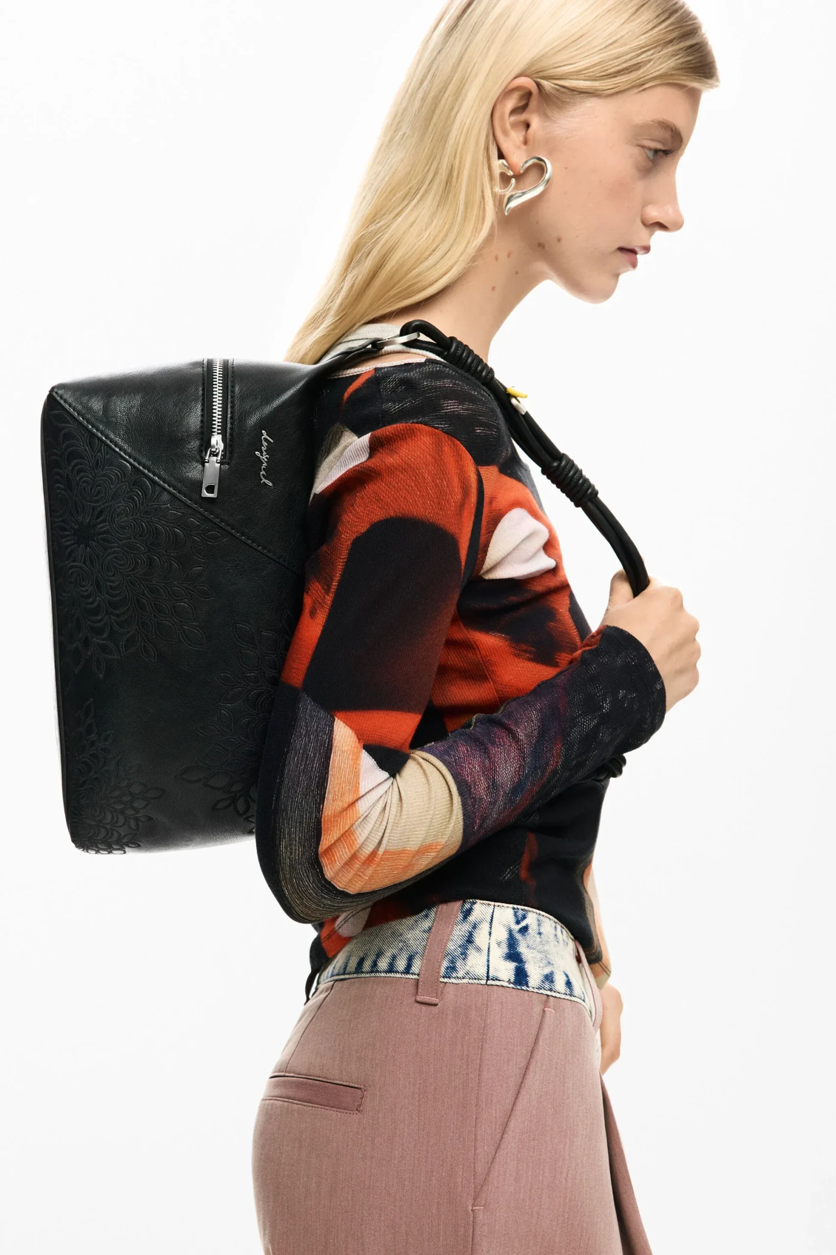 DESIGUAL ΤΣΑΝΤΑ ΩΜΟΥ/ΧΙΑΣΤΙ 26SAXPAW/2000 ΜΑΥΡΗ 9 DESIGUAL ΤΣΑΝΤΑ ΩΜΟΥ/ΧΙΑΣΤΙ 26SAXPAW/2000 ΜΑΥΡΗ Γυναικείες τσάντες 9